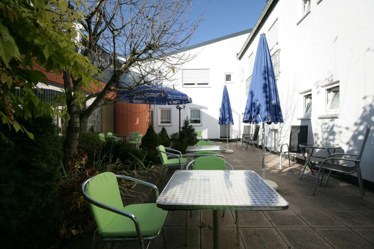 Apartments Am Baronenwald Goeppingen Exterior photo